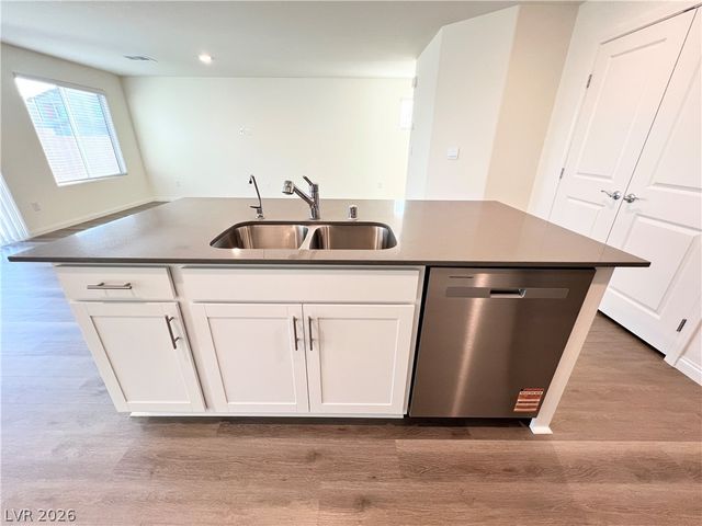 2625 Dahlia Falls Avenue, North Las Vegas, NV 89081