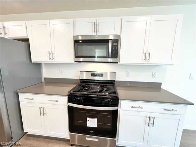 2625 Dahlia Falls Avenue, North Las Vegas, NV 89081