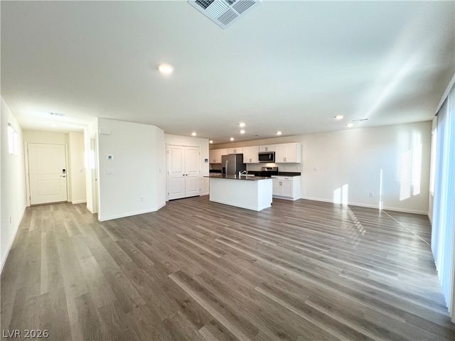 2625 Dahlia Falls Avenue, North Las Vegas, NV 89081