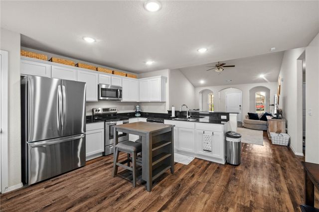 2501 Maplewood Avenue, Lowell, AR 72745