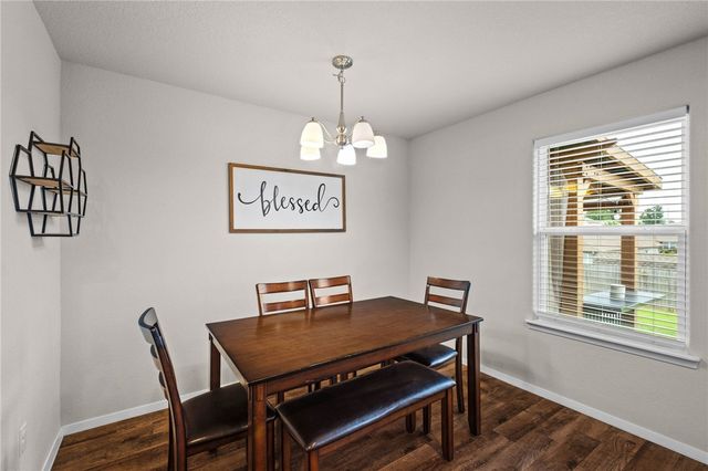 2501 Maplewood Avenue, Lowell, AR 72745