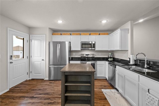 2501 Maplewood Avenue, Lowell, AR 72745