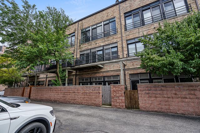 1760 W Wrightwood Avenue 305, Chicago, IL 60614