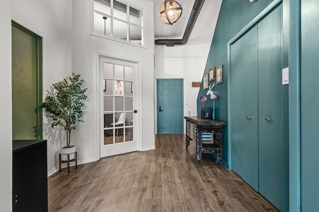 1760 W Wrightwood Avenue 305, Chicago, IL 60614