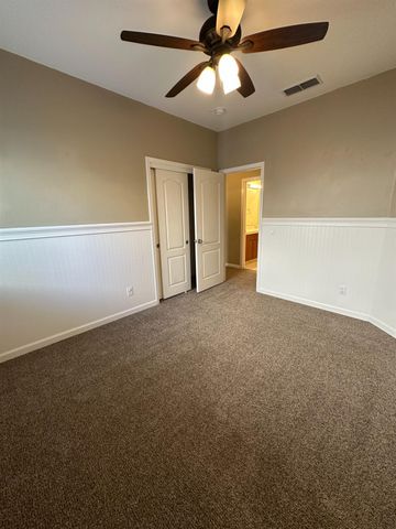 2136 E Turnberry Avenue, Fresno, CA 93730