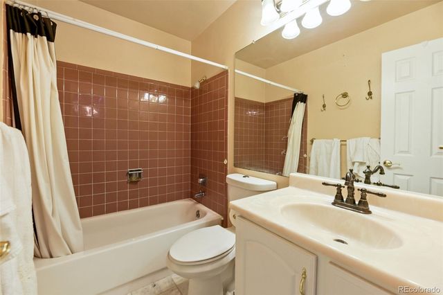 5040 Uvalda Street, Denver, CO 80239
