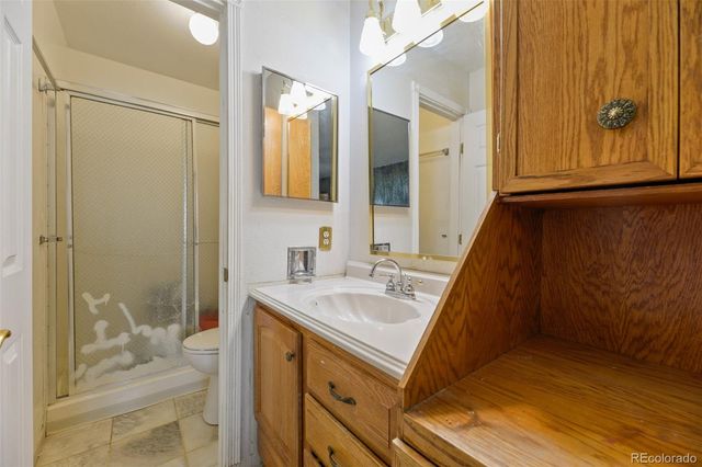 5040 Uvalda Street, Denver, CO 80239