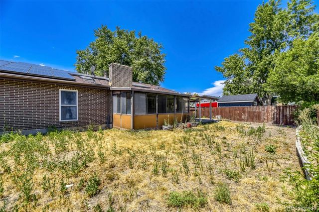 5040 Uvalda Street, Denver, CO 80239