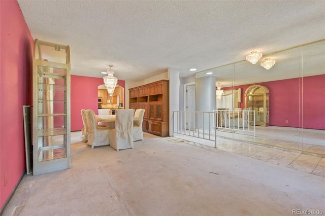 5040 Uvalda Street, Denver, CO 80239