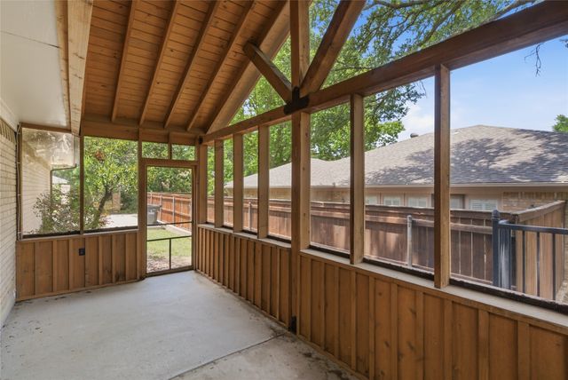 1515 Oak Forest Drive, Graham, TX 76450