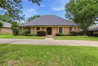 1515 Oak Forest Drive, Graham, TX 76450