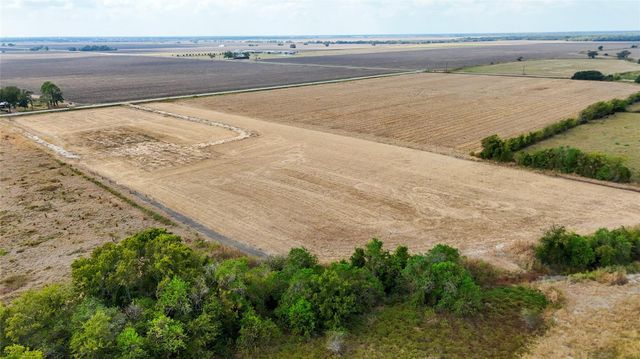 3046 County Road 356, Louise, TX 77455