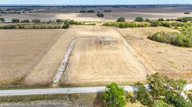 3046 County Road 356, Louise, TX 77455