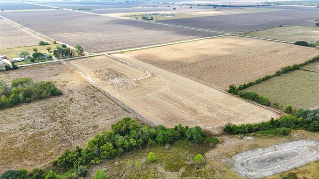 3046 County Road 356, Louise, TX 77455