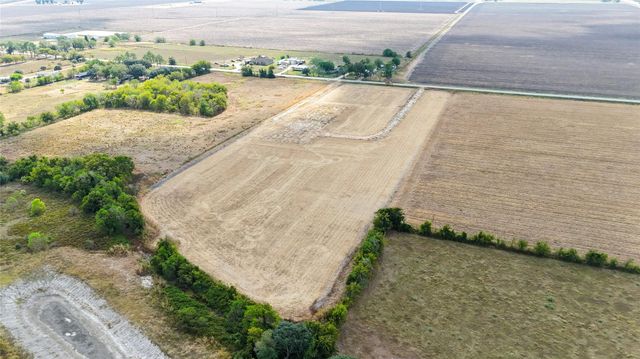 3046 County Road 356, Louise, TX 77455