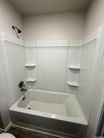 12914 Chinali, St Hedwig, TX 78152