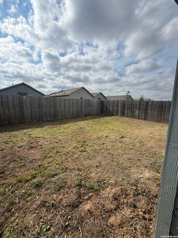 12914 Chinali, St Hedwig, TX 78152