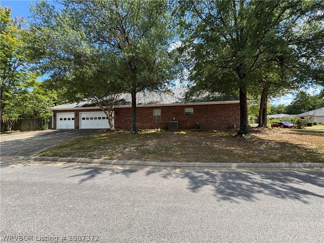 2101 Rannoch Trace, Fort Smith, AR 72908