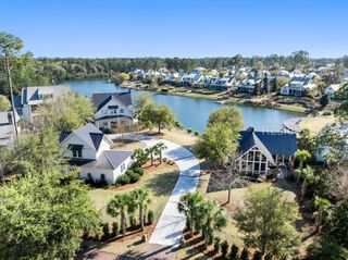 8 Wolf Tree Rd, Bluffton, SC 29910