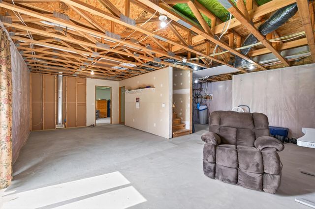 19408 Albany Court NW, Elk River, MN 55330