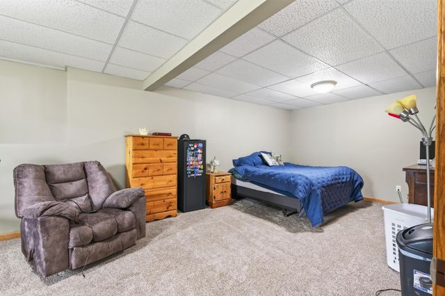 19408 Albany Court NW, Elk River, MN 55330