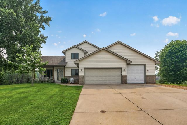 19408 Albany Court NW, Elk River, MN 55330