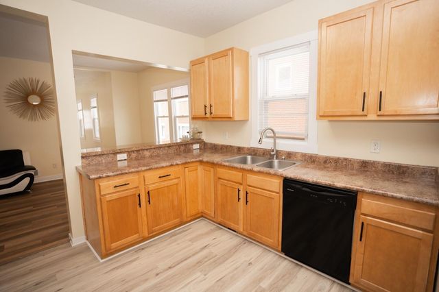 2928 34th Avenue S, Minneapolis, MN 55406