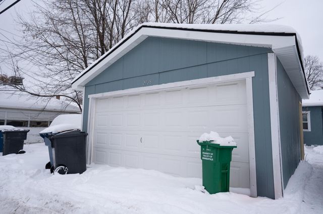 2928 34th Avenue S, Minneapolis, MN 55406