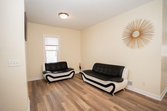 2928 34th Avenue S, Minneapolis, MN 55406