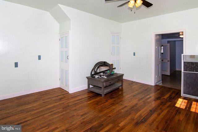 330-332 E BROADWAY, Salem, NJ 08079