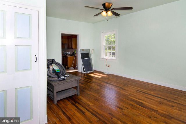 330-332 E BROADWAY, Salem, NJ 08079