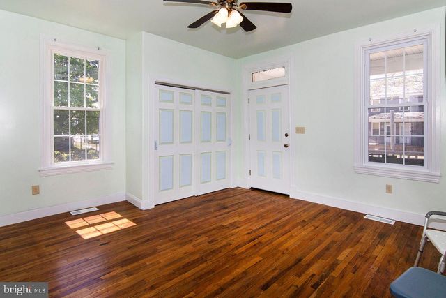 330-332 E BROADWAY, Salem, NJ 08079