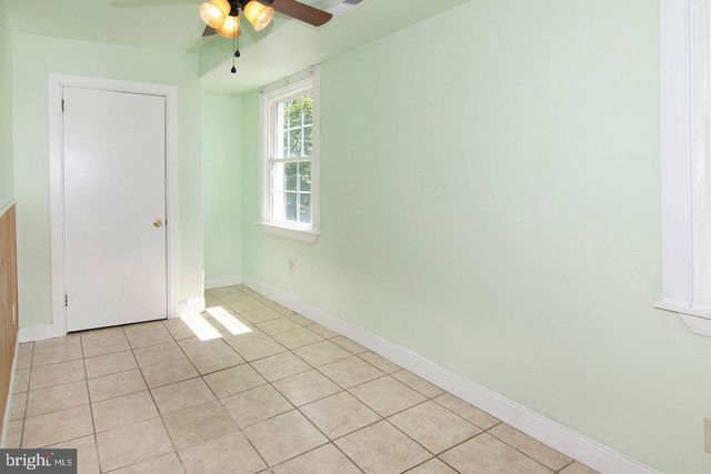 330-332 E BROADWAY, Salem, NJ 08079