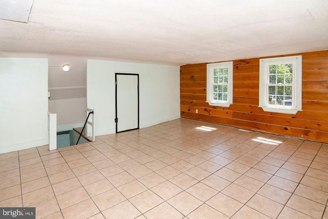 330-332 E BROADWAY, Salem, NJ 08079