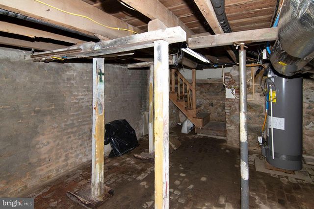 330-332 E BROADWAY, Salem, NJ 08079