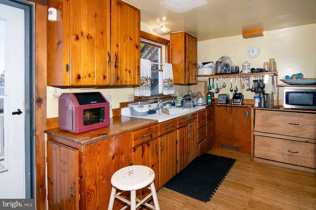 330-332 E BROADWAY, Salem, NJ 08079