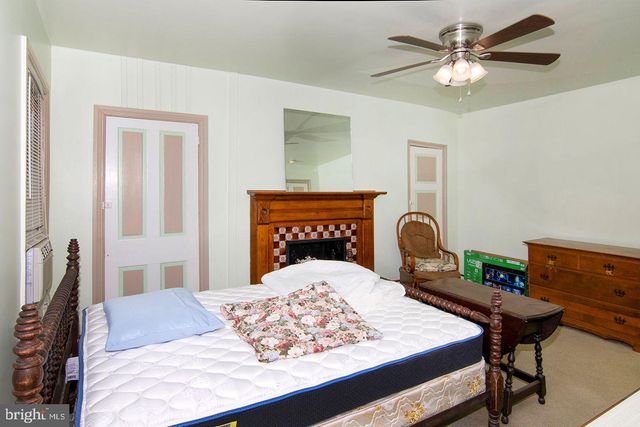 330-332 E BROADWAY, Salem, NJ 08079