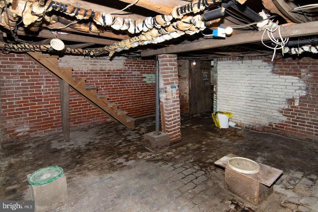 330-332 E BROADWAY, Salem, NJ 08079