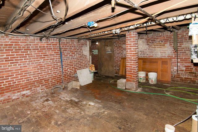 330-332 E BROADWAY, Salem, NJ 08079