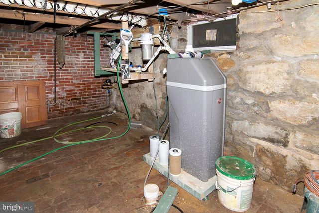 330-332 E BROADWAY, Salem, NJ 08079