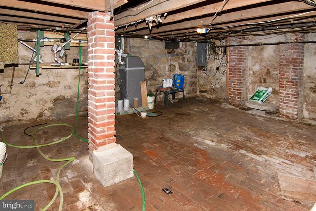 330-332 E BROADWAY, Salem, NJ 08079