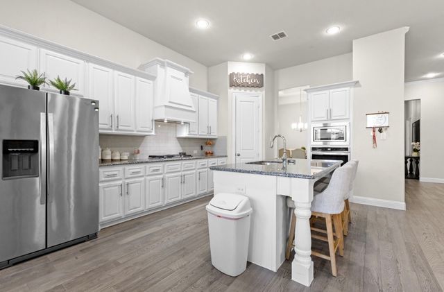 1002 Hunters Creek Drive, Rockwall, TX 75087