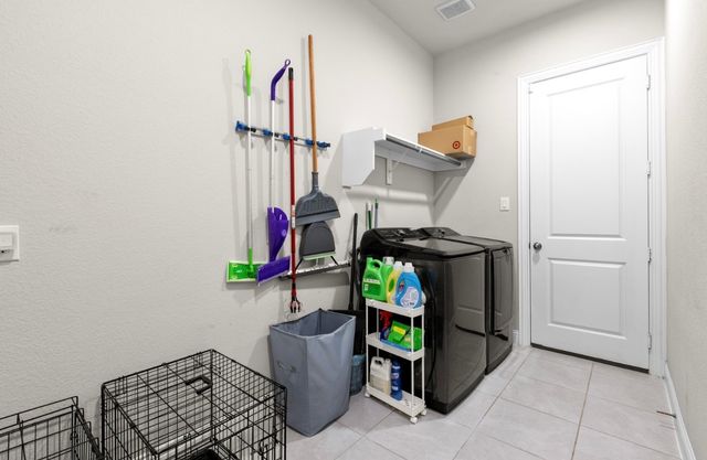 1002 Hunters Creek Drive, Rockwall, TX 75087