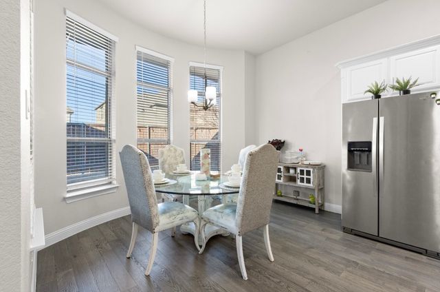 1002 Hunters Creek Drive, Rockwall, TX 75087