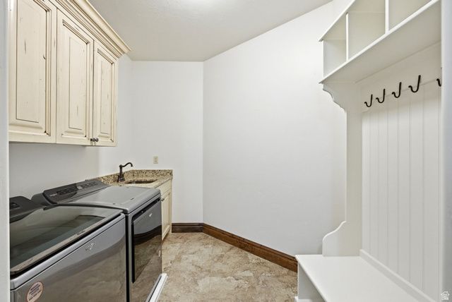 5997 ROUNDUP CT, Mountain Green, UT 84050