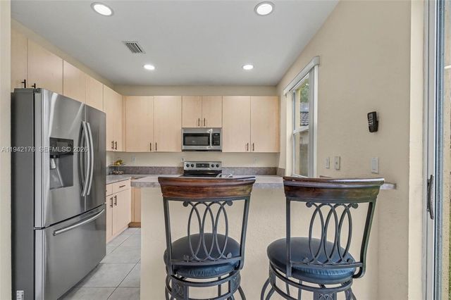 1939 SE 13th St, Homestead, FL 33035