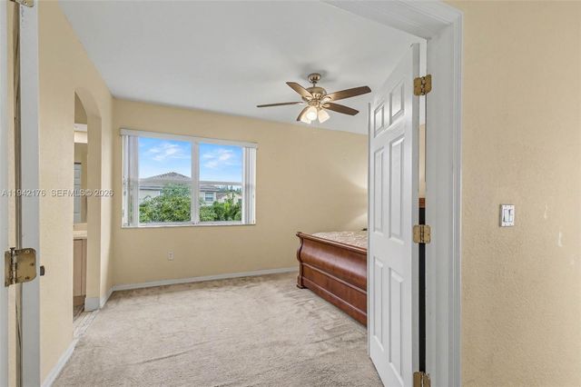 1939 SE 13th St, Homestead, FL 33035