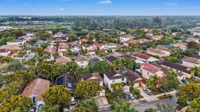 1939 SE 13th St, Homestead, FL 33035