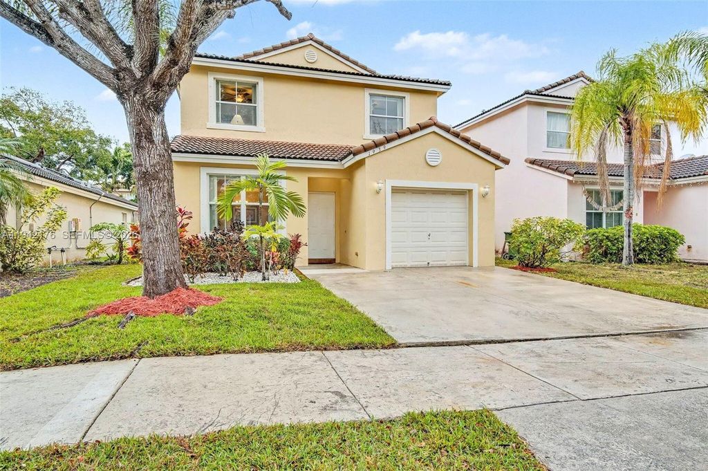 1939 SE 13th St, Homestead, FL 33035