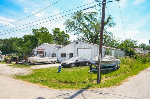 6531 New York Street, Houston, TX 77021